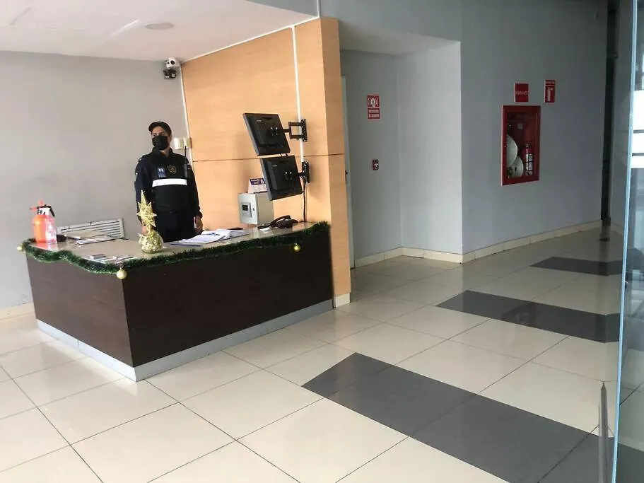 Gold Suite Con Vista A Ciudad/Piscina/Gym/ Parqueo Guayaquil Apartamento